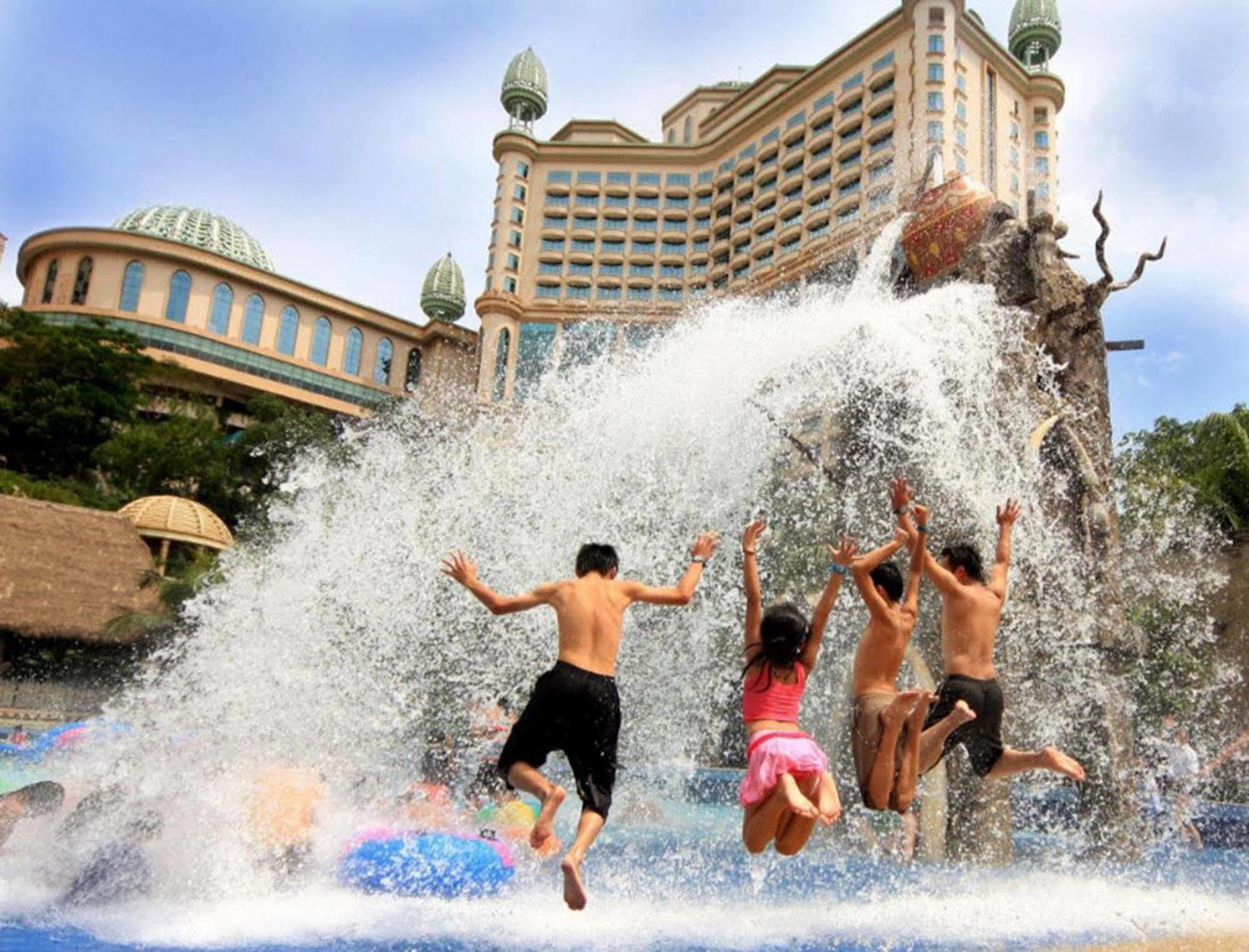 The Villas At Sunway Resort Hotel Kampong Penaga  Esterno foto